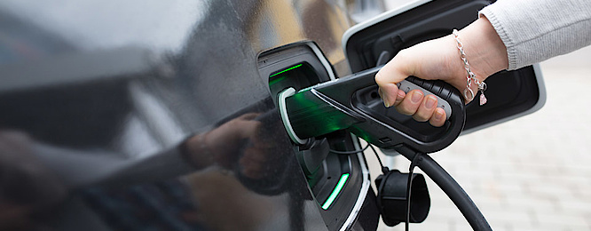 Elektro­mobilität bei Elektro-Ziegler GmbH & Co. KG in Würzburg