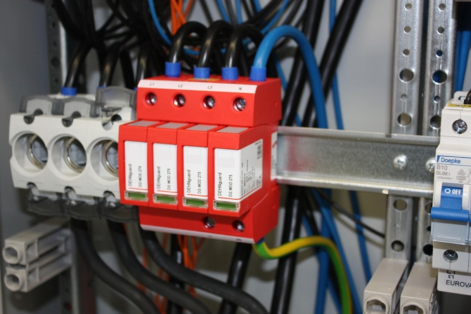 U berspannungsschutz bei Elektro-Ziegler GmbH & Co. KG in Würzburg